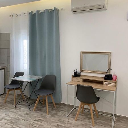 Santorini Studio For 2 Person In Athens Near Sea& Center Apartment ภายนอก รูปภาพ