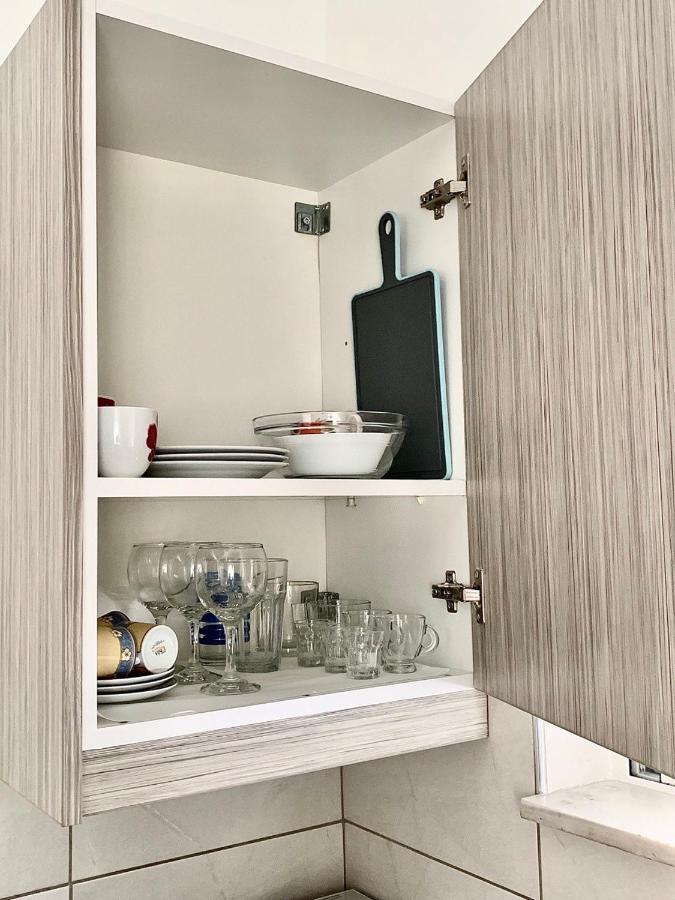 Santorini Studio For 2 Person In Athens Near Sea& Center Apartment ภายนอก รูปภาพ