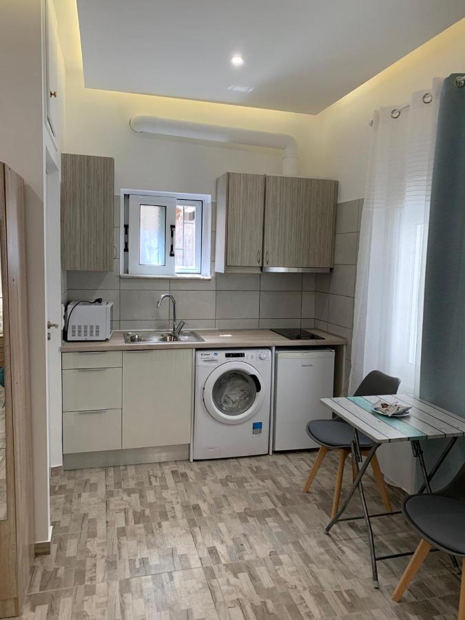 Santorini Studio For 2 Person In Athens Near Sea& Center Apartment ภายนอก รูปภาพ
